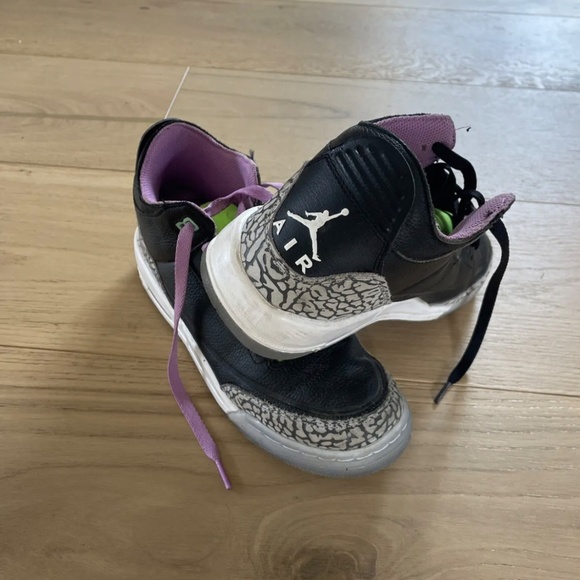 Nike Big Kids' Air Jordan 1 Mid Top 3 Purple Swish EUC Size 7 - Picture 4 of 6